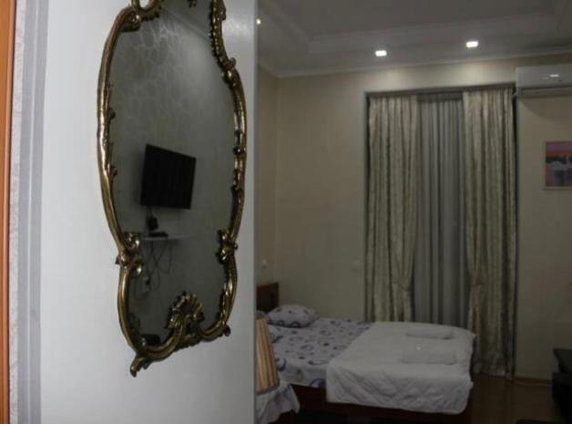 Hotel Leila à Tbilissi Extérieur photo