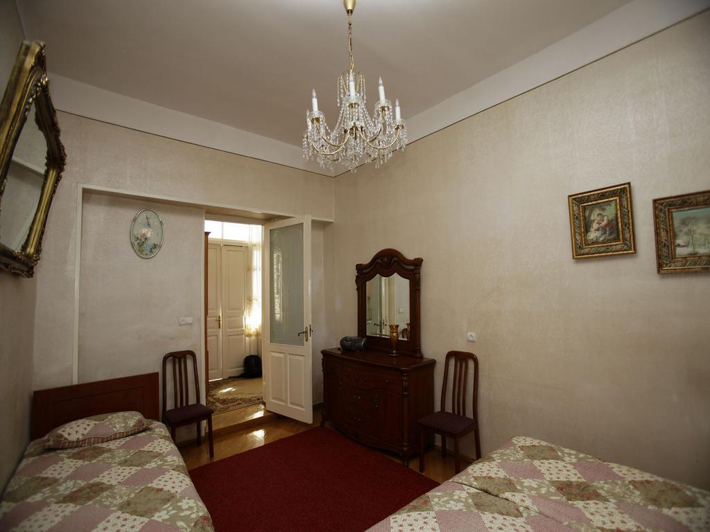 Hotel Leila à Tbilissi Chambre photo